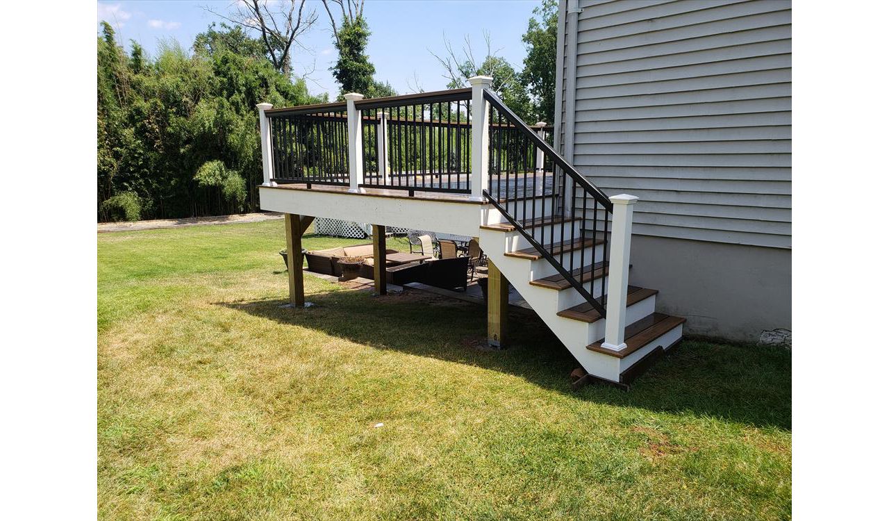 Livingston deck
