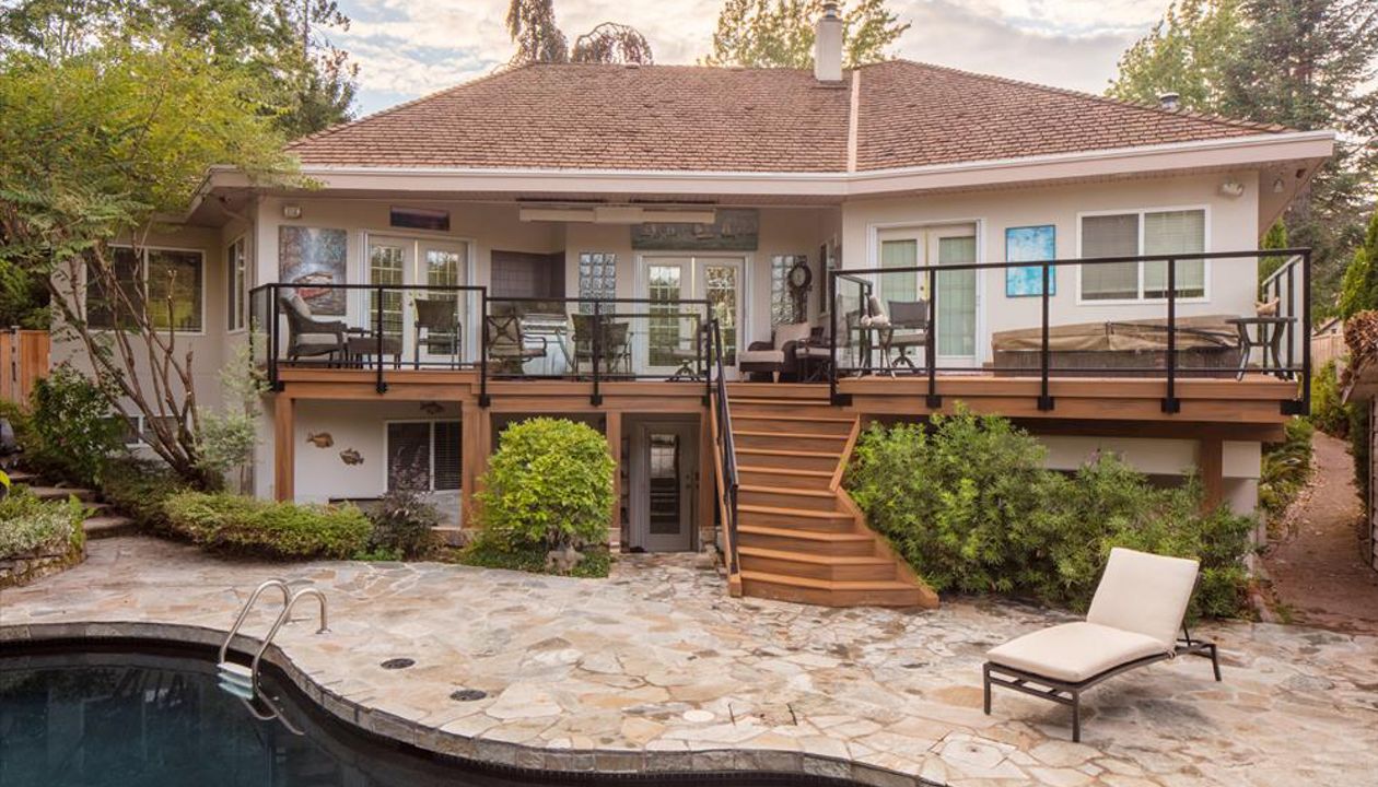 Trex Transcend Havana Gold in Surrey