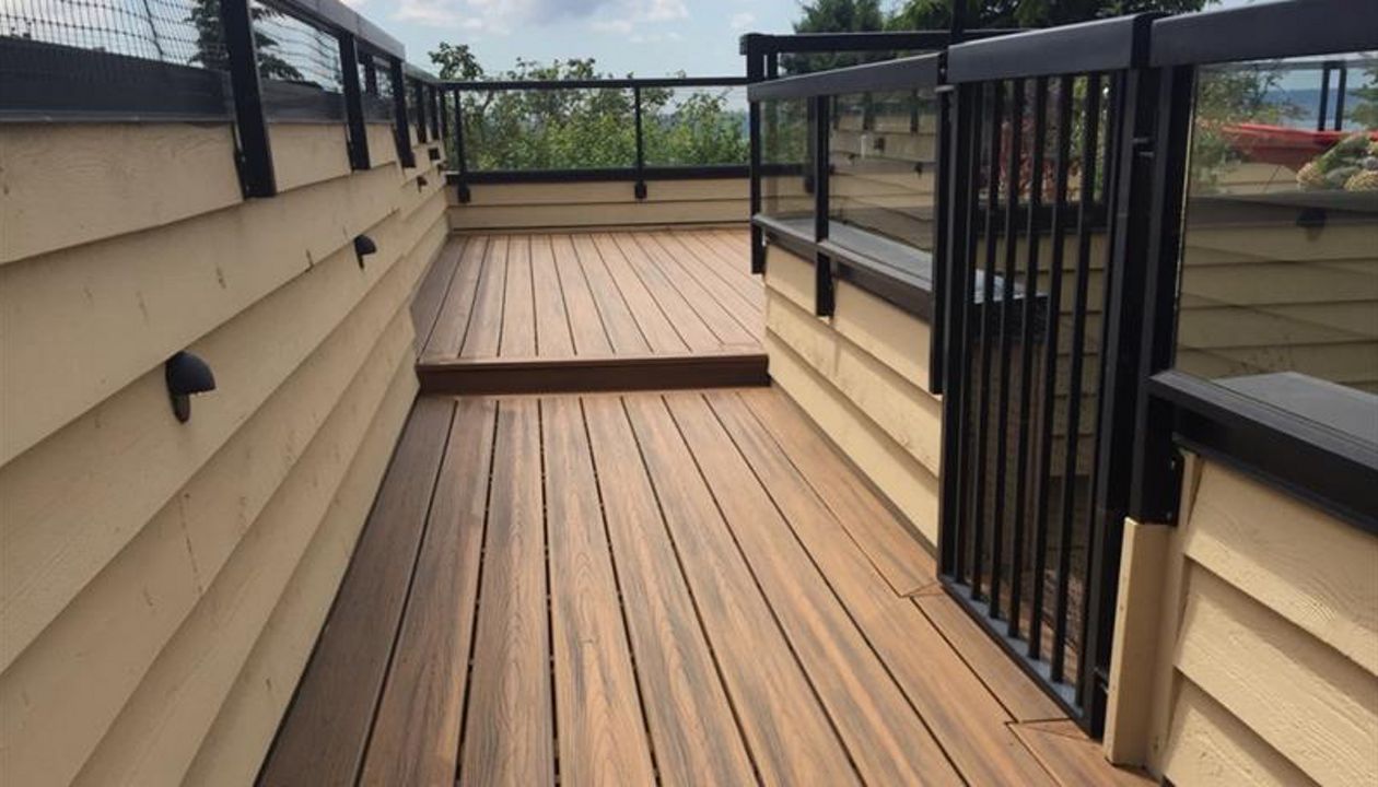Trex composite deck. Rooftop deck Vancouver