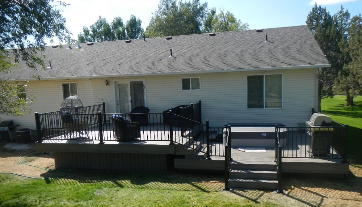 2 level Hot tub surround