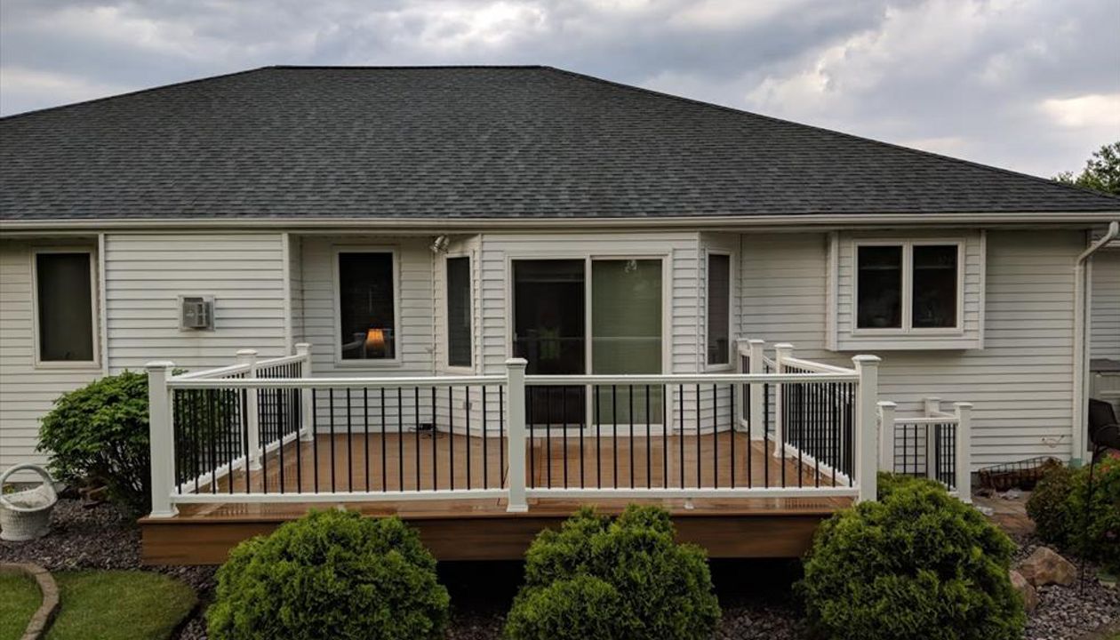 Trex Transcend Classic White Railing