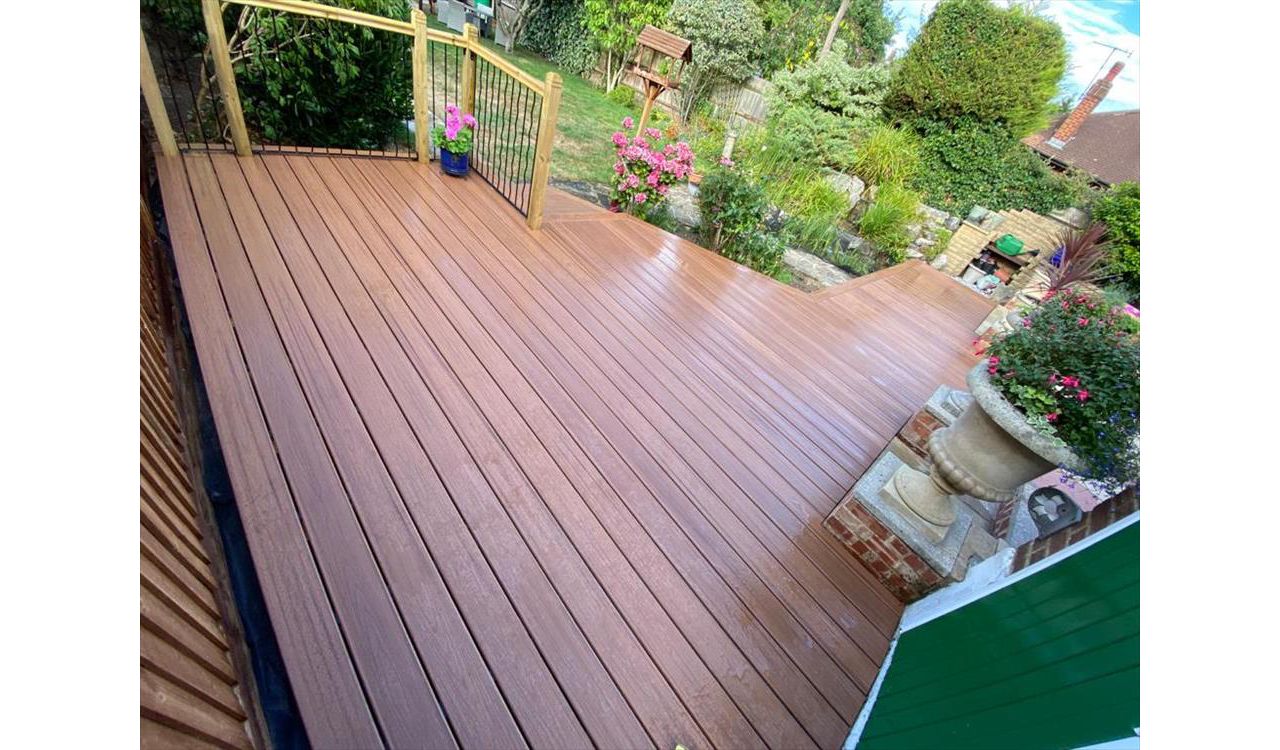 Trex Transcend Tiki Torch Decking