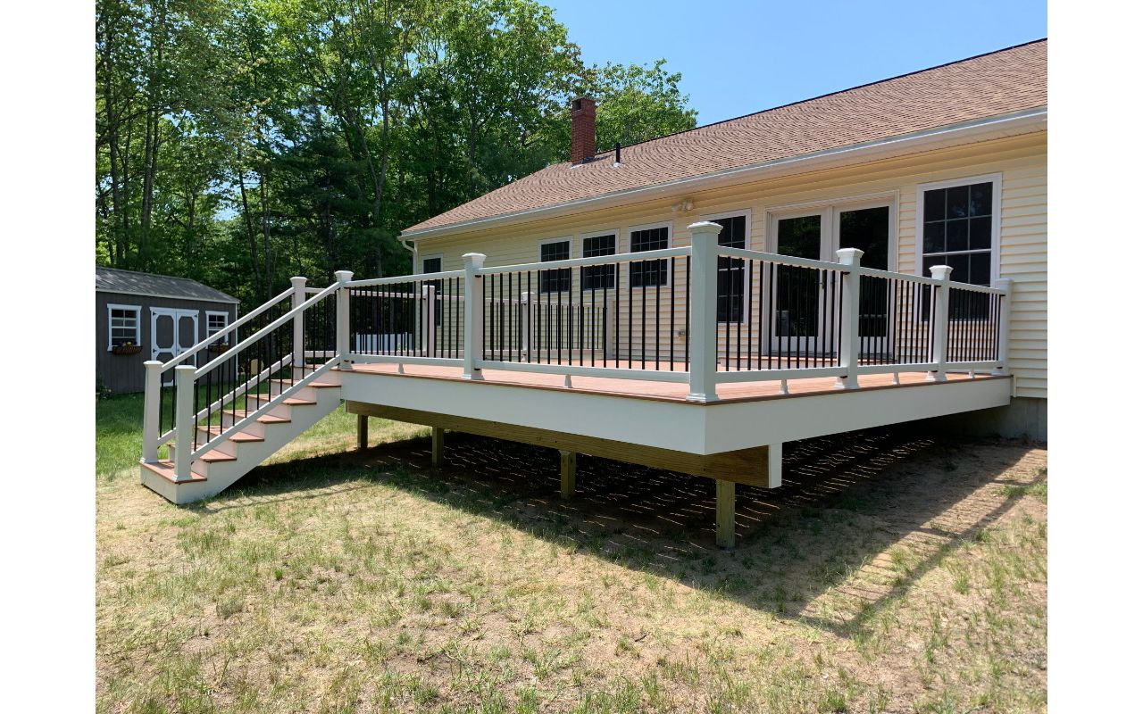 Tiki Torch decking, Select rail