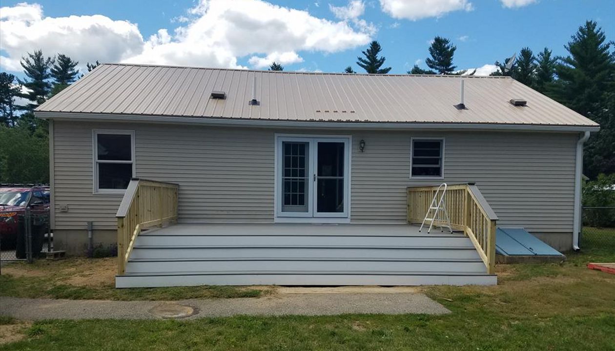12x20, wood frame, wood rails ,Trex decking and cocktail rail.