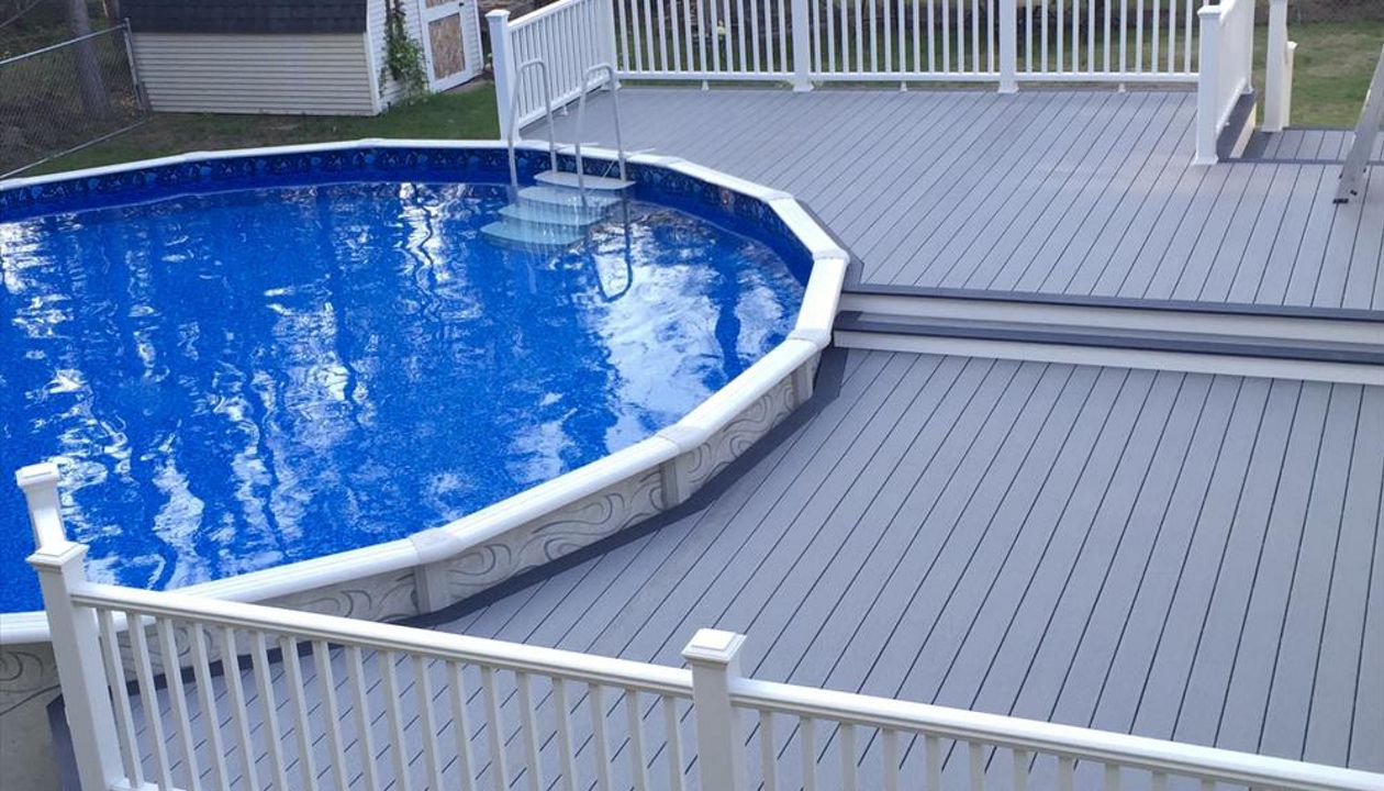 Trex Select Series Pebble Grey Pool Deck