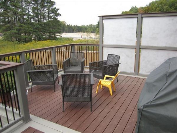 Trex Composite Deck Builder - Kitchener, Waterloo, Cambridge, Ontario