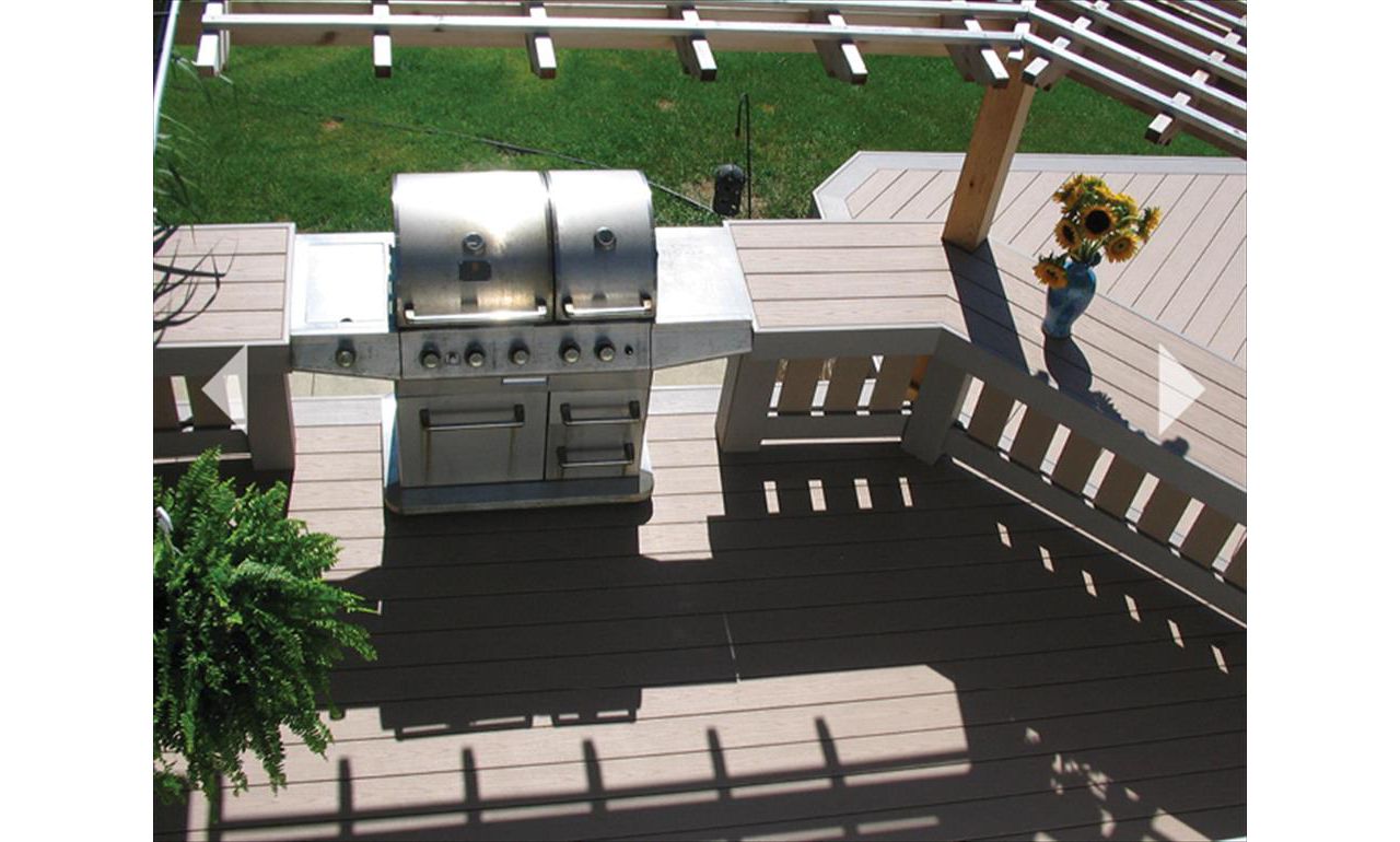 Trex Composite Deck Builder - Ancaster, Hamilton, Burlington, Oakville, Ontario