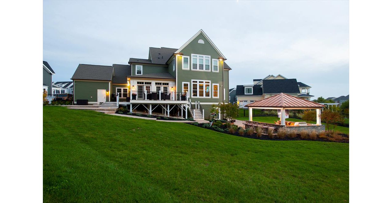 Elevated Trex deck build in Fulton, Maryland