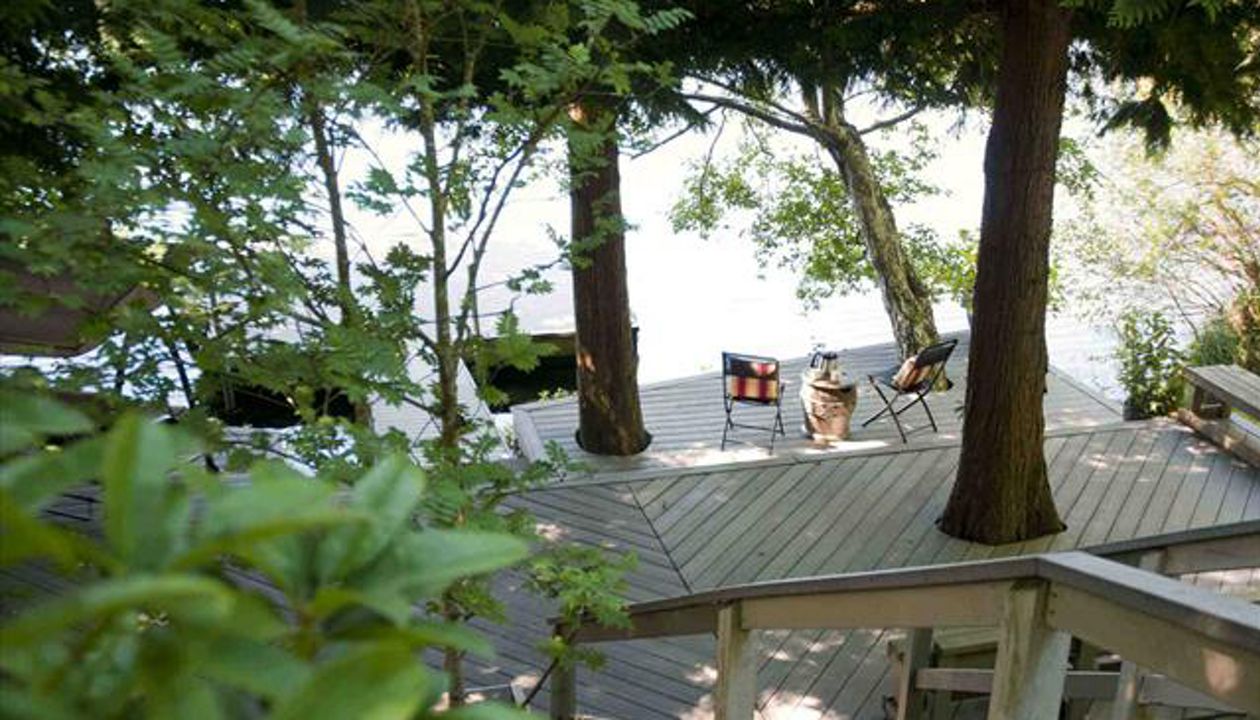 Lake side w/ floating dock