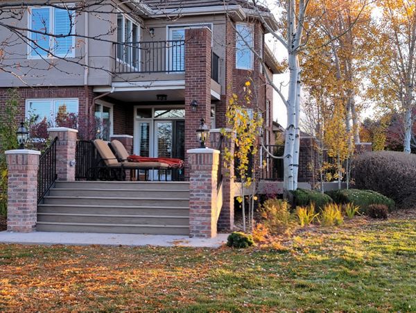 Trex Transcends Rope Swing, Black Rails