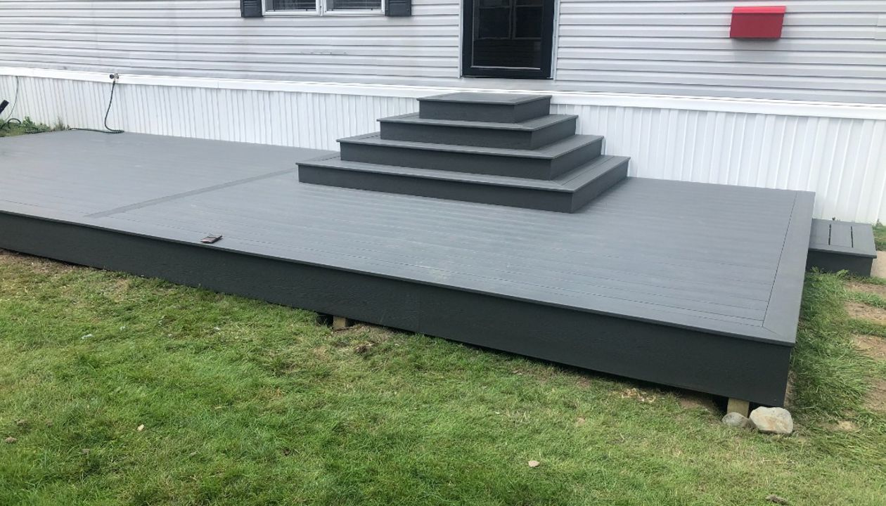 Clam Shell Deck With No Rail
