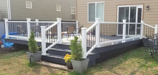 TREX Composite Decking in Select Winchester Grey with TREX Select Railing