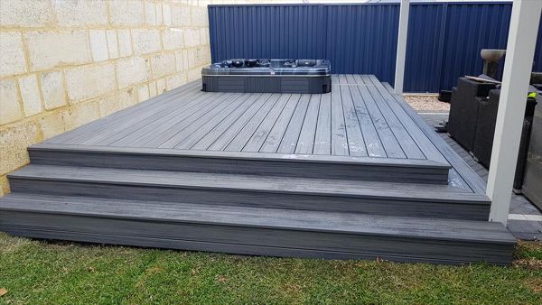 Trex Transcend - Island Mist - Pearsall