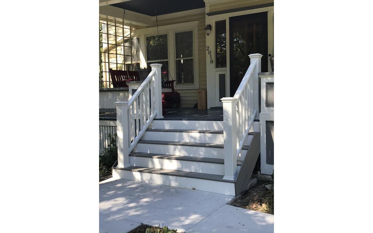 Trex Select Gravel Path Decking With Trex Transcend White Railing Cedar Rapids