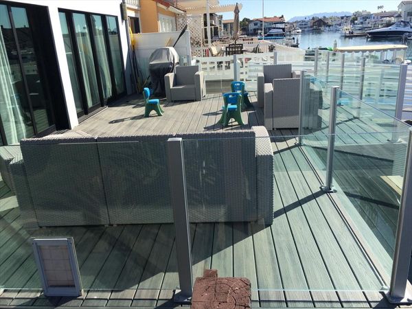 Beach Harbor oceanfront deck tropical Trex decking railing