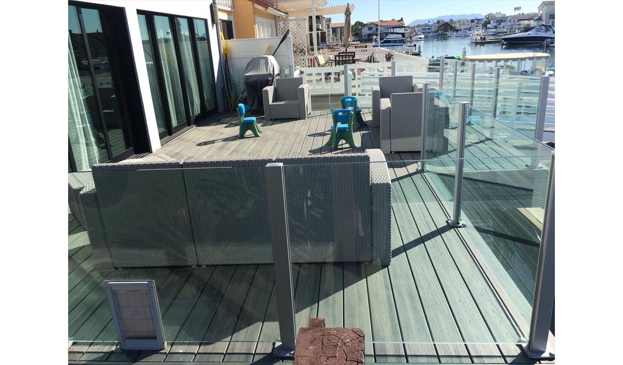 Beach Harbor oceanfront deck tropical Trex decking railing