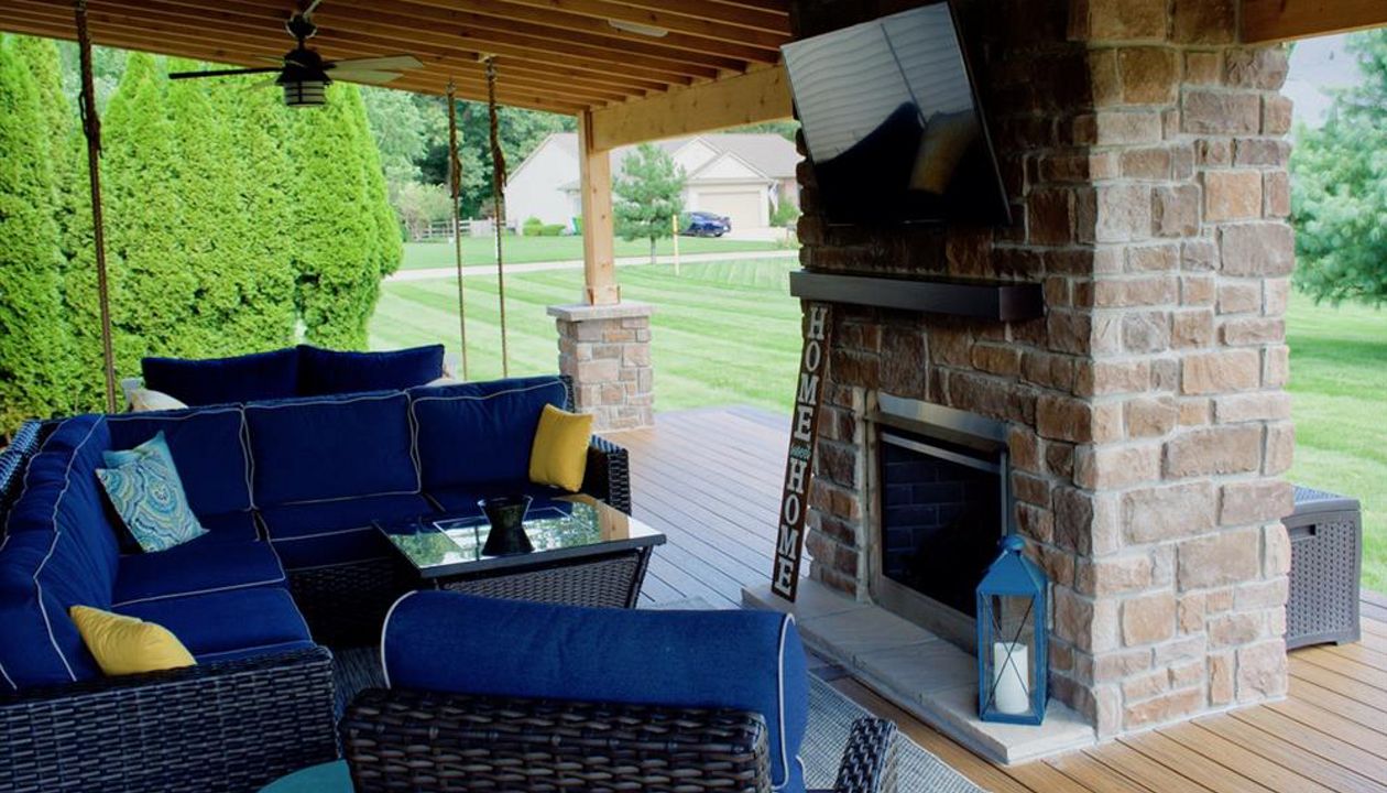 Trex outdoor living area