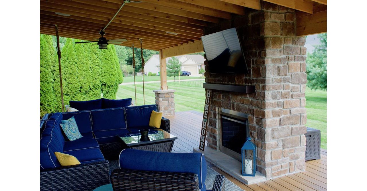 Trex outdoor living area