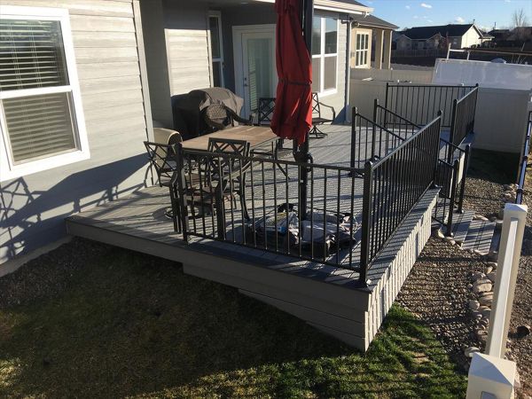 Pebble Grey w/ Winchester Grey Boarder