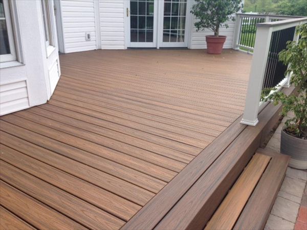 Trex Transcend Spice Rum Decking and Transcend railing.
