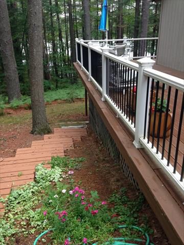Transcend Railing w/ Aluminum Balusters