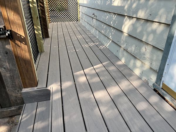 New Trex patio deck