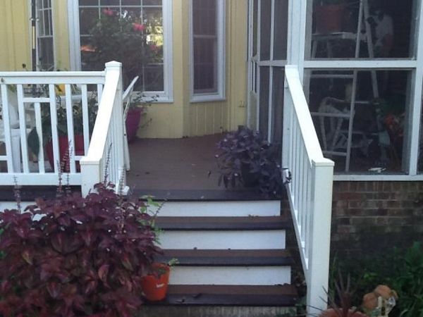 Trex deck in New Bern, NC is a welcome space