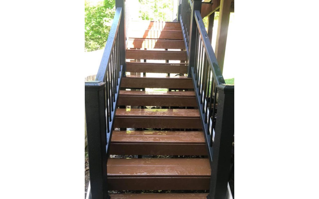 Katinas New Deck Stairs