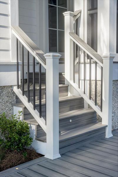 Island Mist Trex with Transcend Stair Rail