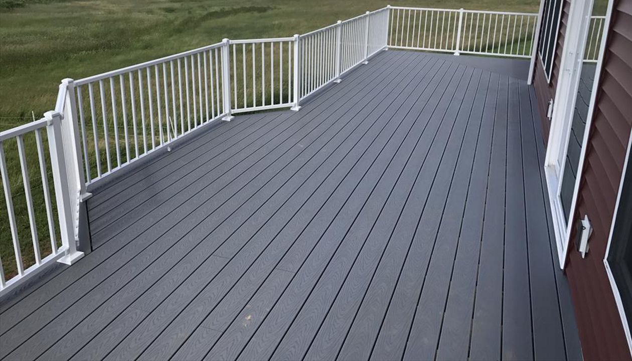 Trex Select Pebble Gray in Appleton Wisconsin by GE Contracting LLC