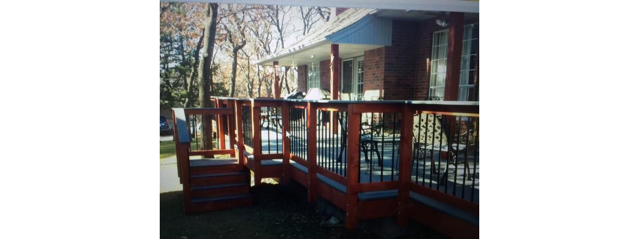 Clamshell deck in Edmond, OK