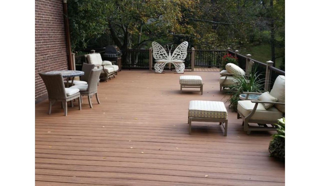 Trex Transcend decking, Trex Transcend railing - Louisville