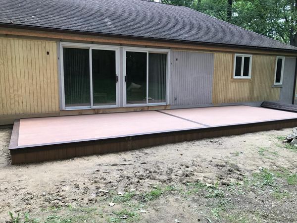 Transcend Tiki Torch with Lava Rock