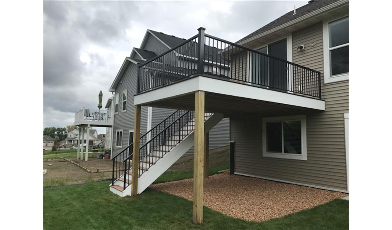 Trex Transcends Deck w/Alum Rail Lakeville, MN
