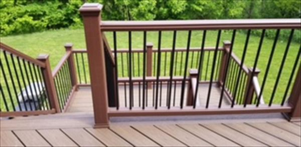 Dave's Decks and Remodeling Gallery Photo 3