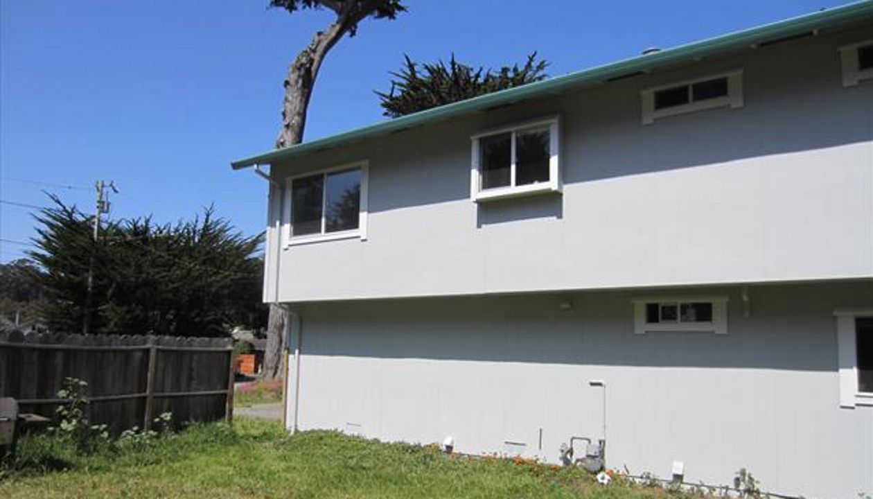 Before getting their great new Trex high performance deck, Moss Beach, CA