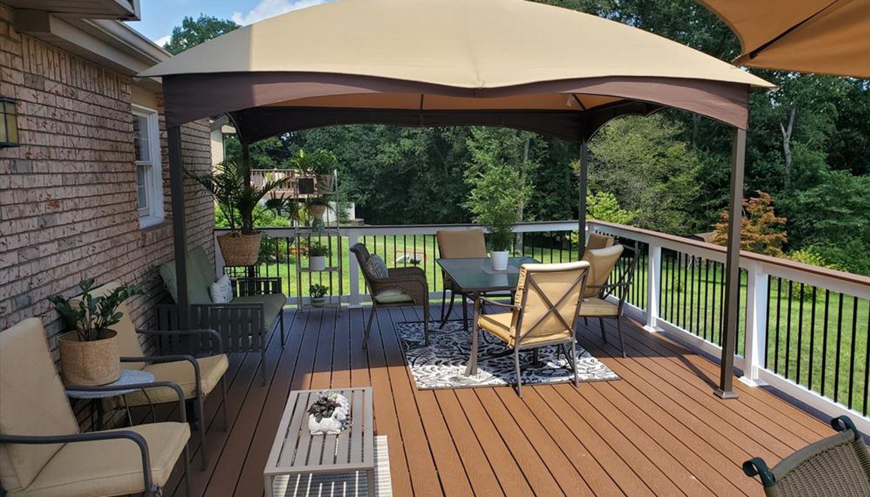 Trex Select Saddle deck