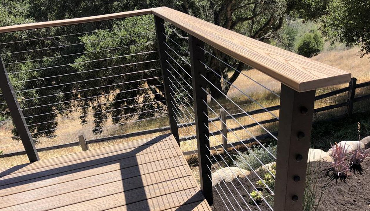 Havana Gold Transcend Trex with stainless steel cable rail with Trex cocktail rail Santa Ynez