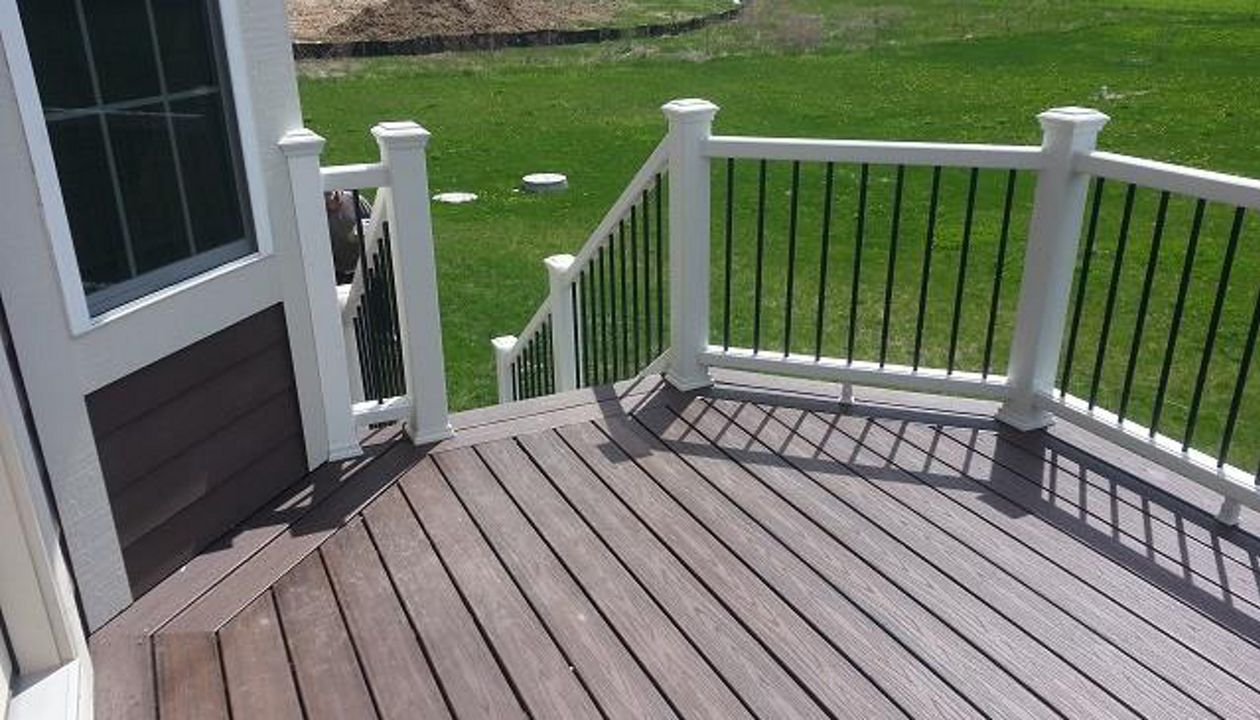 East Trot, Transcend Tropicals, Picture Frame