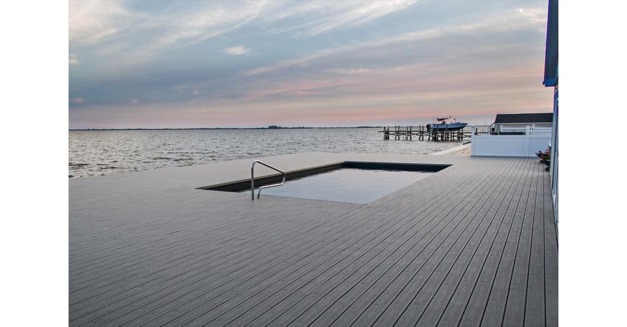 Trex deck with ocean view r