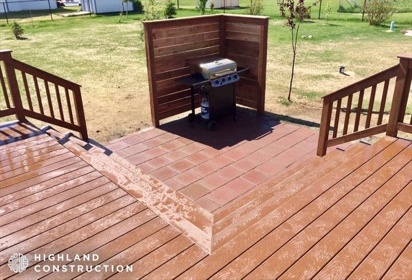 Saddle Decking with Treated Handrail.