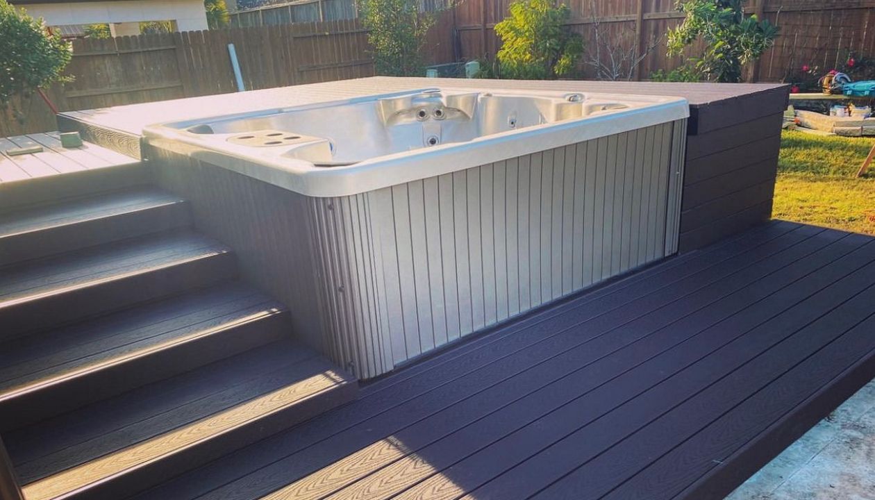 Composite deck in Houston deck builder