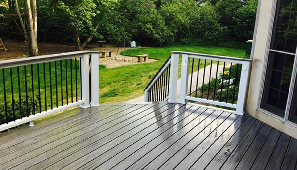 Trex Decking, Tropical Transcend, Island Mist