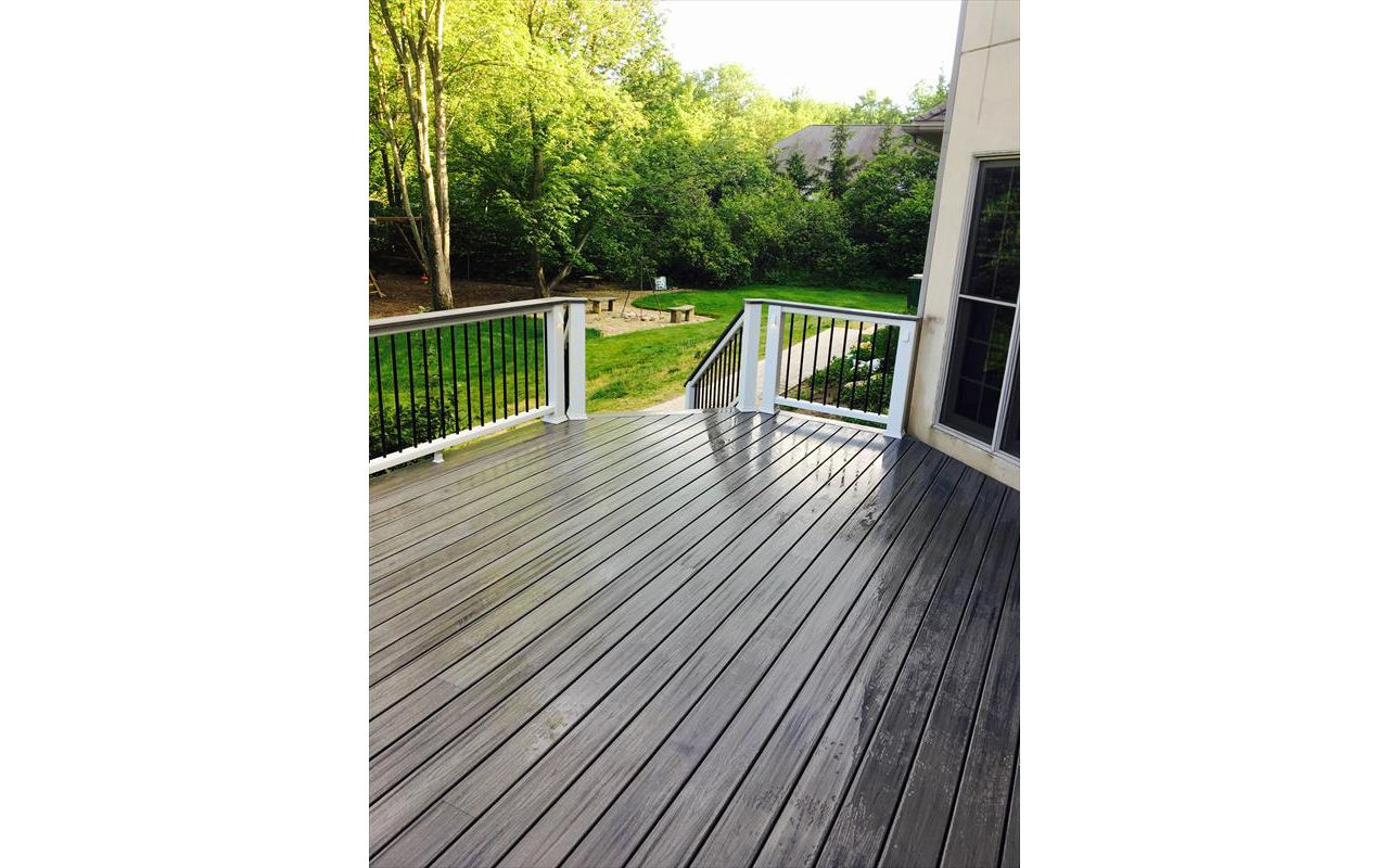 Trex Decking, Tropical Transcend, Island Mist