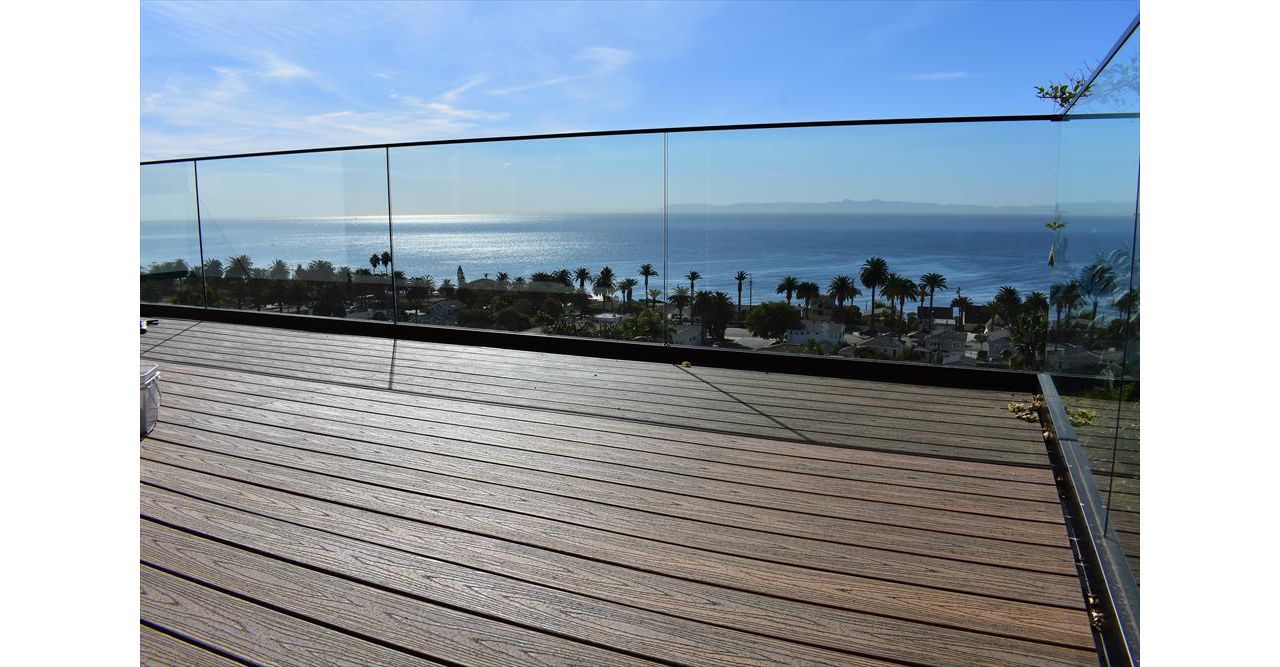 Trex Ocean Front Malibu Deck