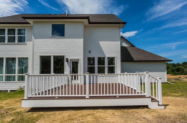 A clean back deck to complete a new build
