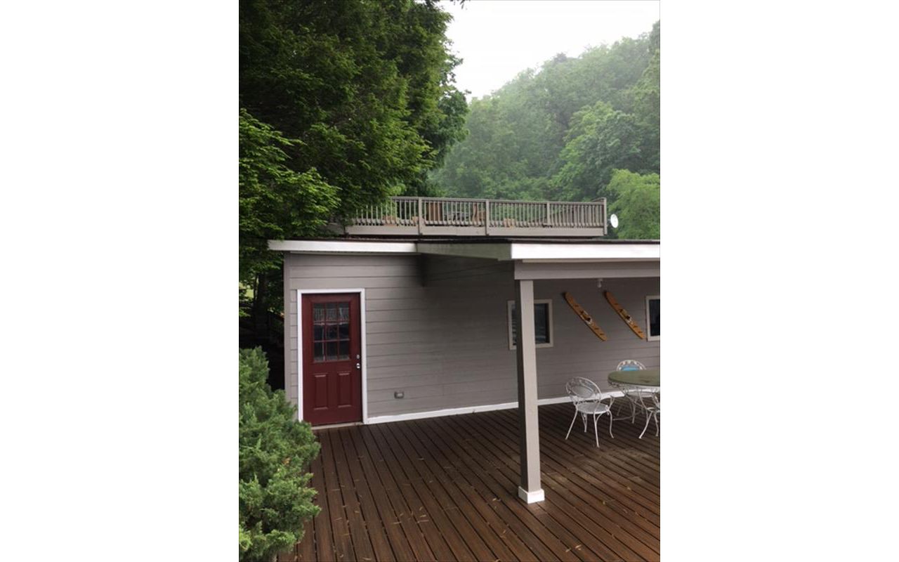 This rooftop deck is the envy of the Lake Lure
