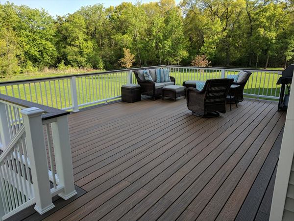 Trex Transcend Decking & Railing with Drink Rail Look in Coon Rapids, MN