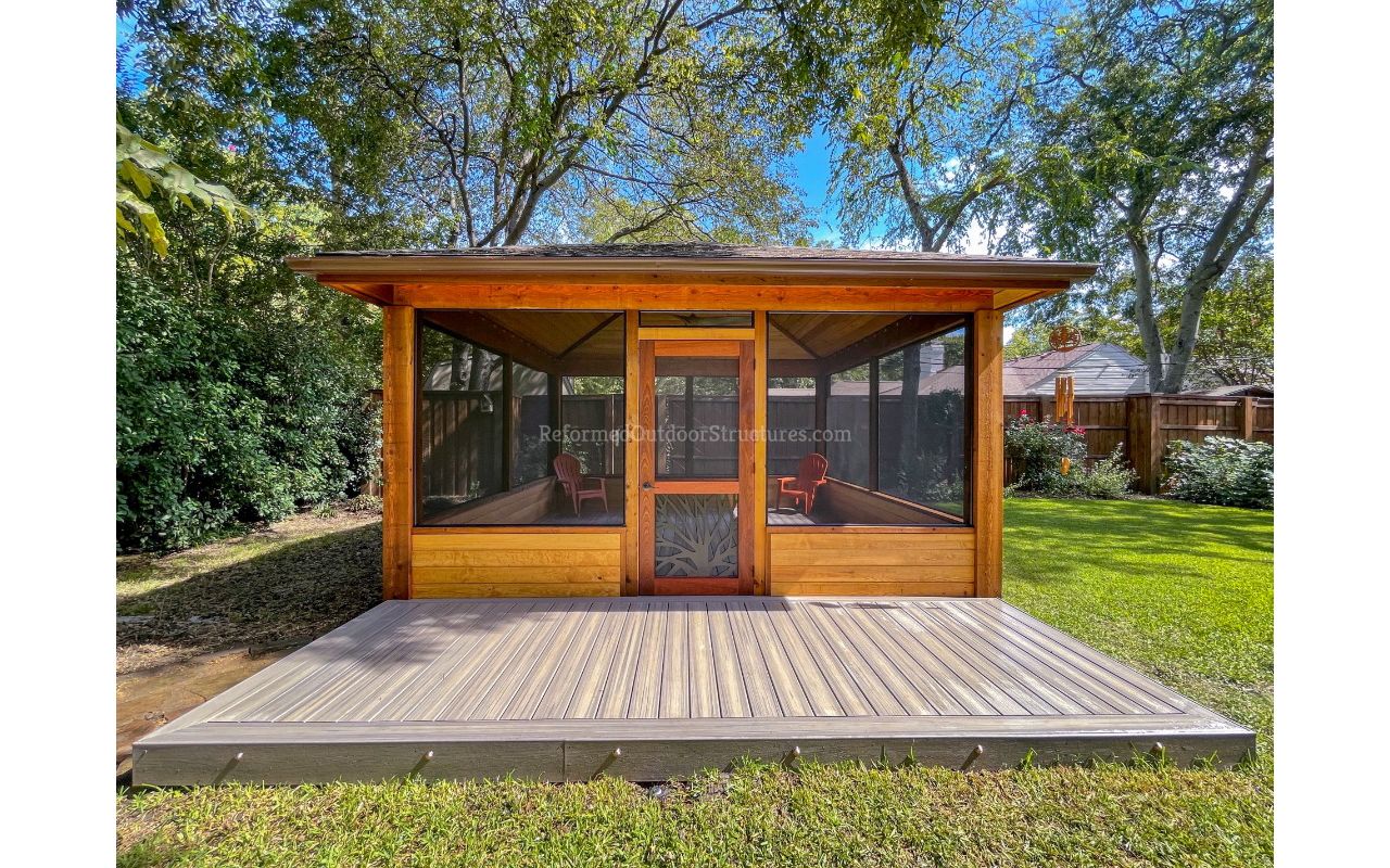 Trex Deck & Screened-In Pavilion