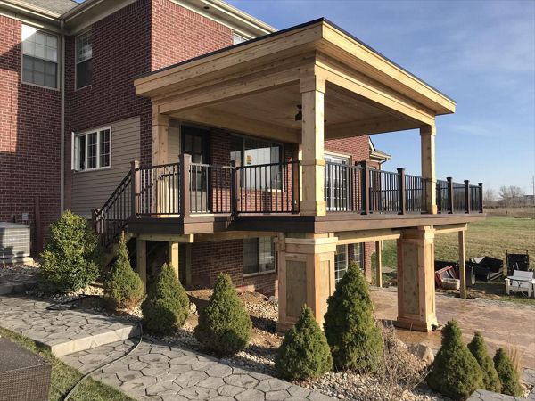 Spiced rum Deck with black signature rail and custom E.D.P.M. roof